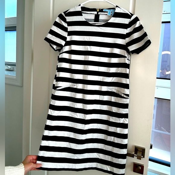 Draper James Shift Dress size 2 - Picture 2 of 4